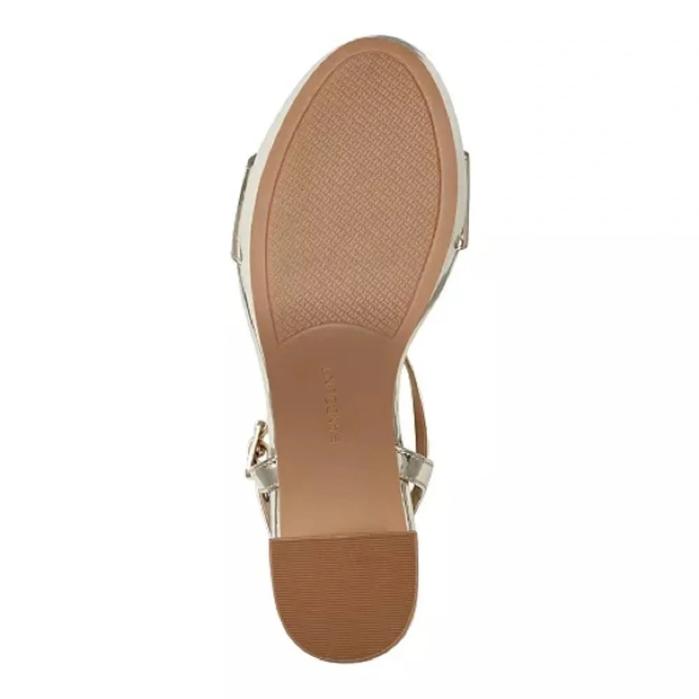 Bandolino Metallic Gold Block Heel Platform Sandal